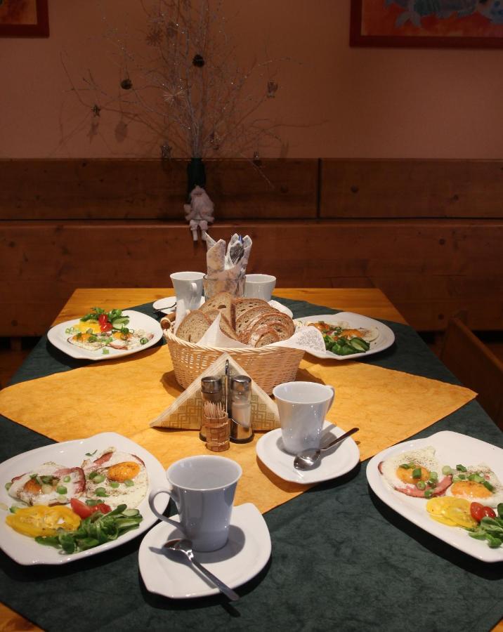 Wellness Penzion Palice Йиндржихув-Градец Экстерьер фото